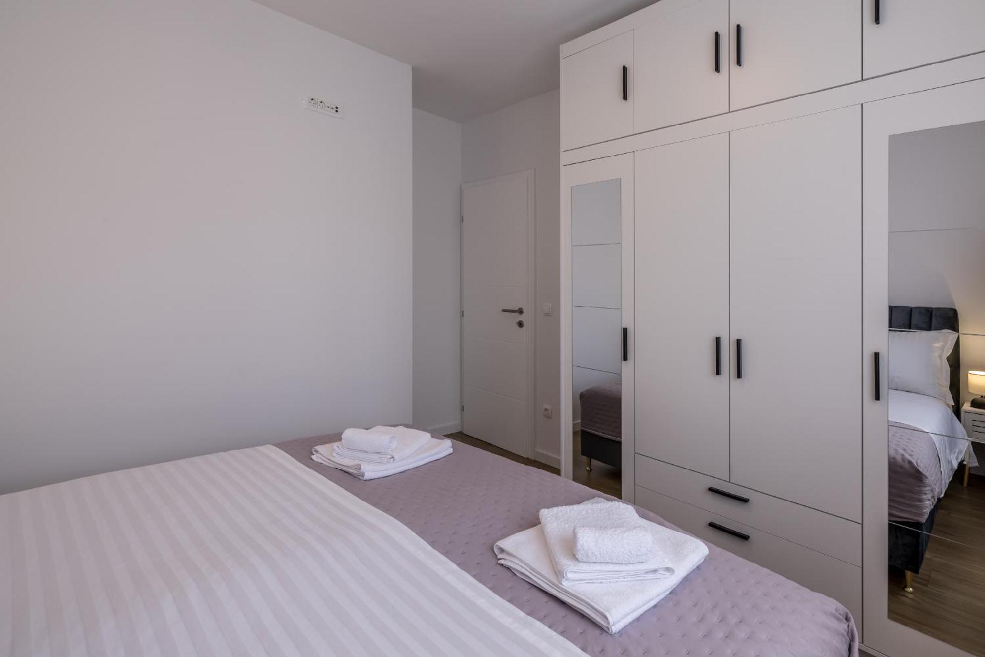 Adriatic Nest, Cozy And Modern Two Bedroom Apartment Kastela Bagian luar foto